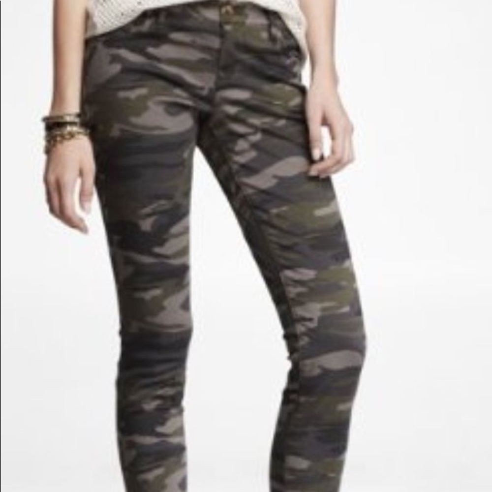 Express Camo Jeans